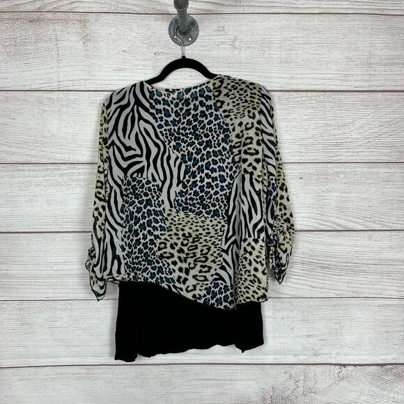 Multiples Women's Wild Kingdom Animal Printed Blouse Size Large - Picture 7 of 7